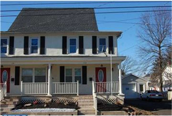 112 S Line St, Lansdale, PA 19446 - photo 1