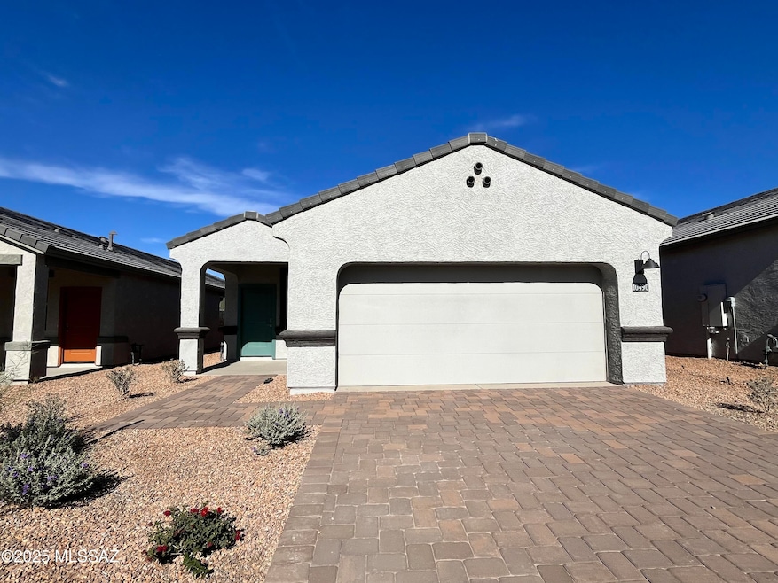 10431 W Guildford Ln, Marana, AZ 85653 - photo 1