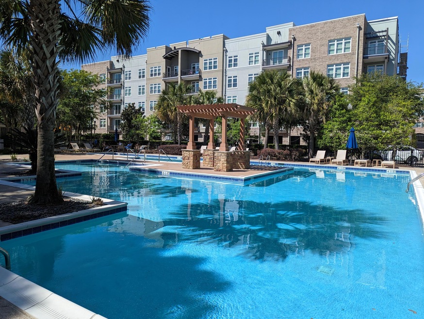 Sold $403,000 • Co-Listing Agent