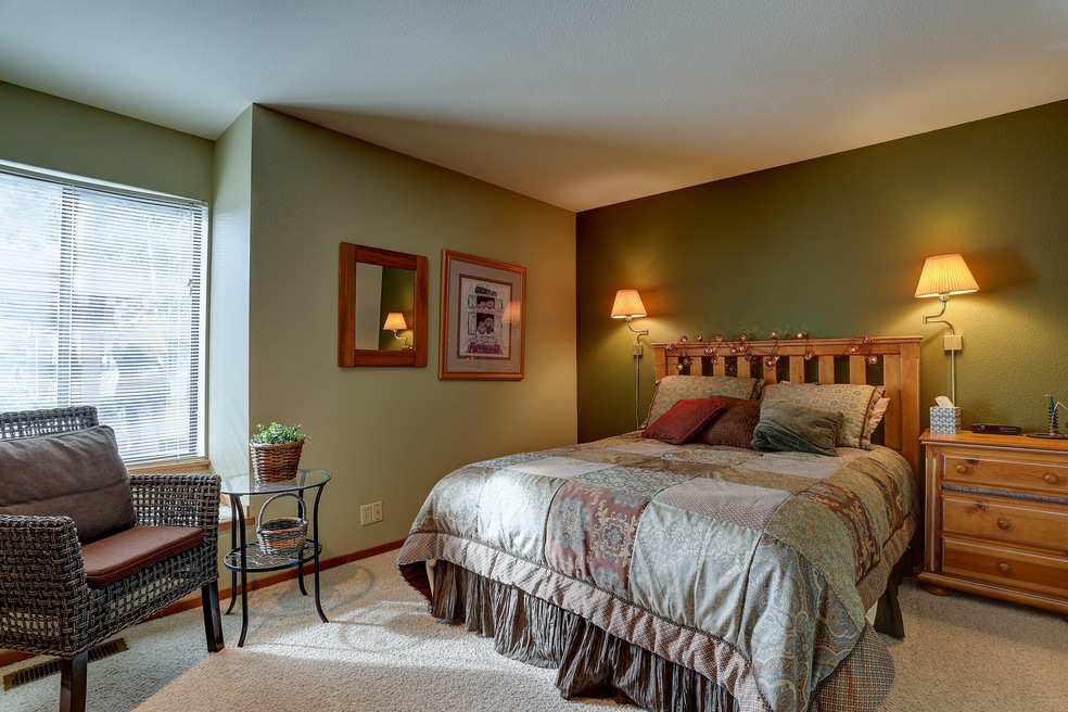 17702 Aspen Place unit 14, Sunriver, OR 97707 - photo 1