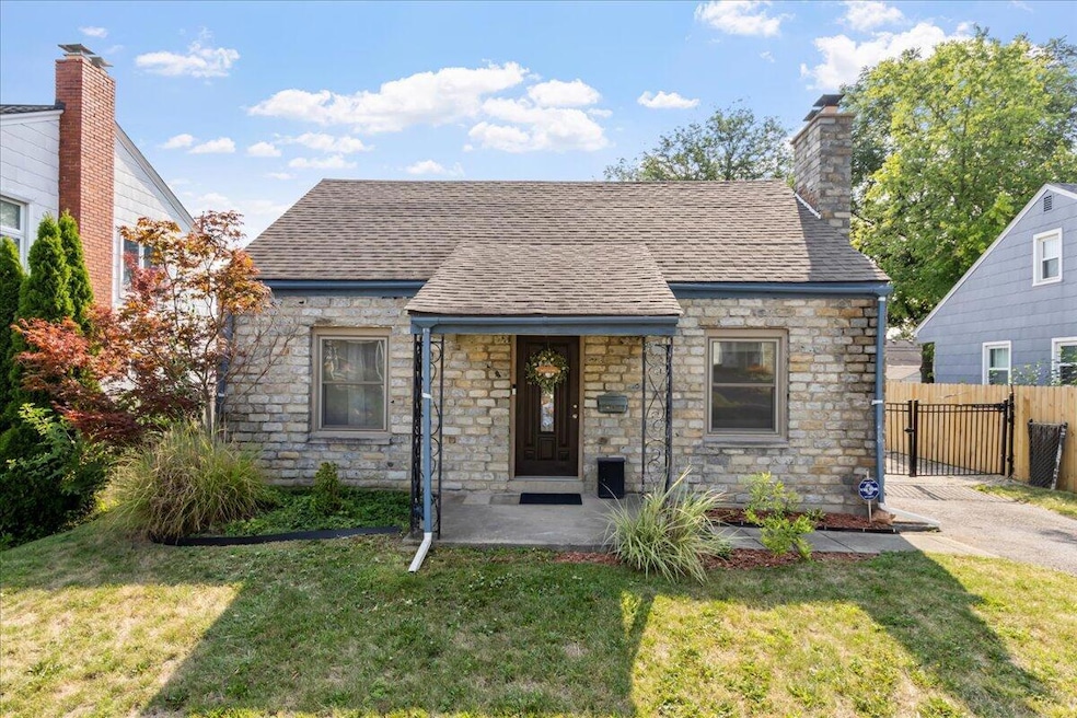 142 Letchworth Ave, Columbus, OH 43204 - photo 1