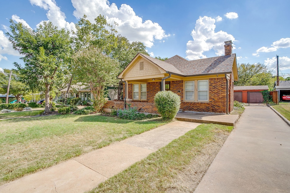 For Sale $595,000 • Co-Listing Agent