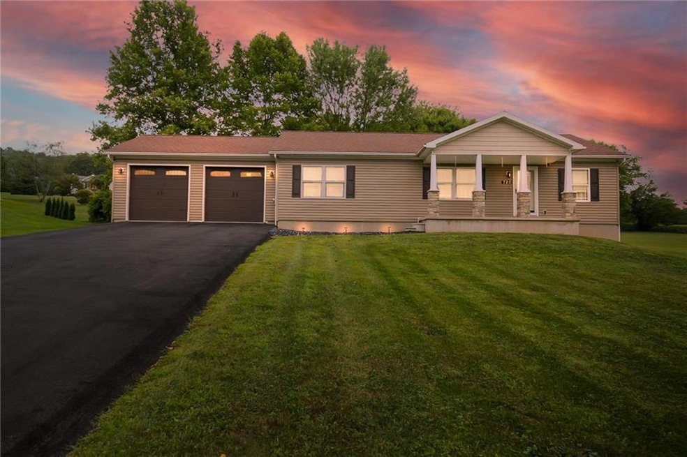 720 Walnut St, Lehighton, PA 18235 - photo 1