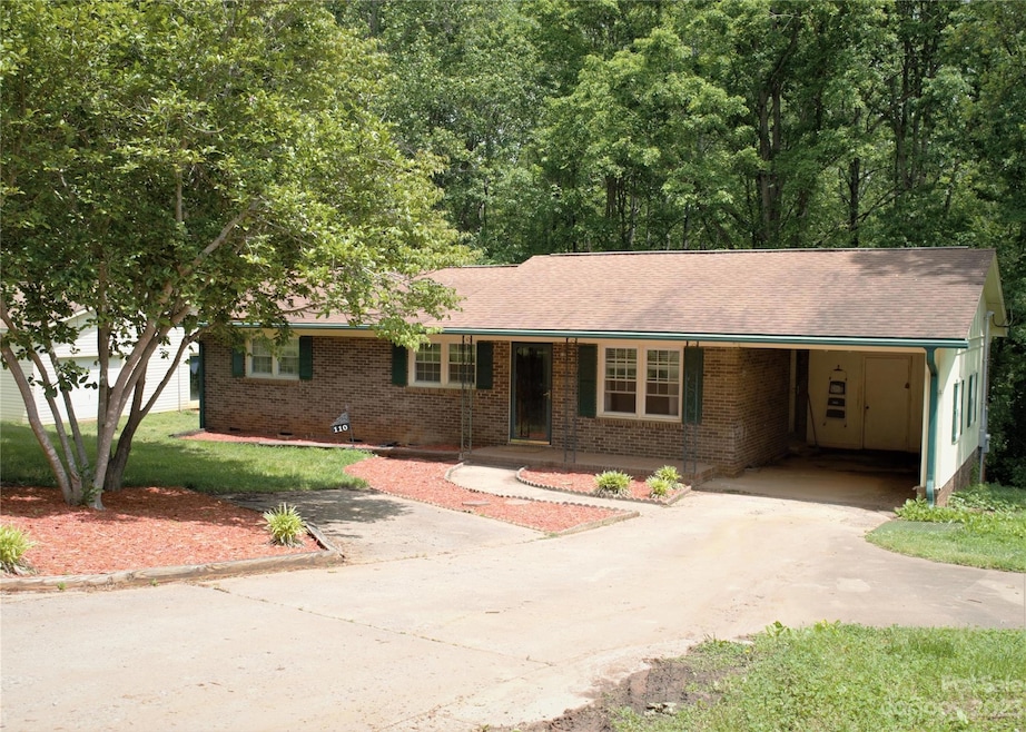 110 Sleepy Ln, Shelby, NC 28152 - photo 1