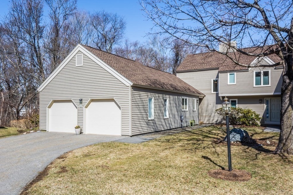 16 Astra unit 16, Wayland, MA 01778 - photo 1