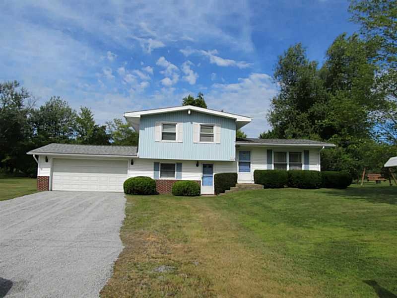 12907 Linda Dr, Meadville, PA 16335 - photo 1