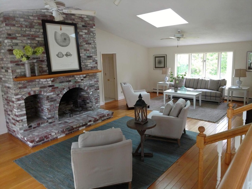 16 Pheasant Ln, Oak Bluffs, MA 02568 - photo 1