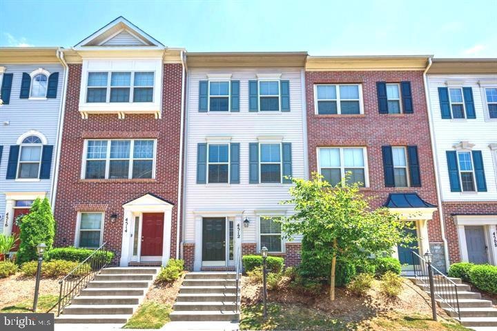 4512 Potomac Highlands Cir, Triangle, VA 22172 - photo 1