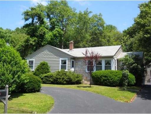 13 Dana Park, Hopedale, MA 01747 - photo 1