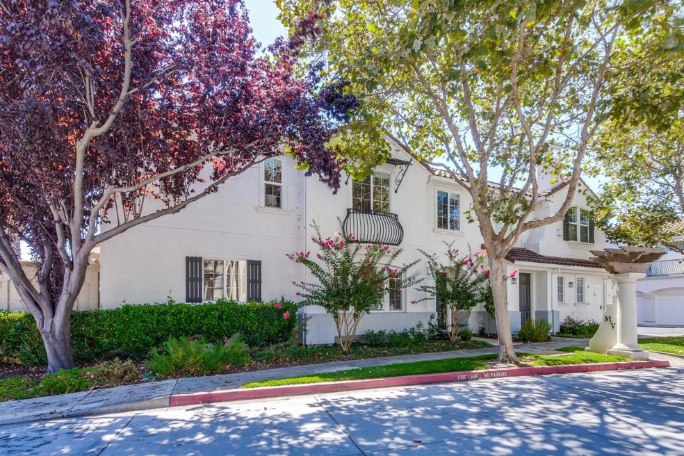 OPEN HOUSE Sat 1-4:30pm & Sun 1:30-4:30pm