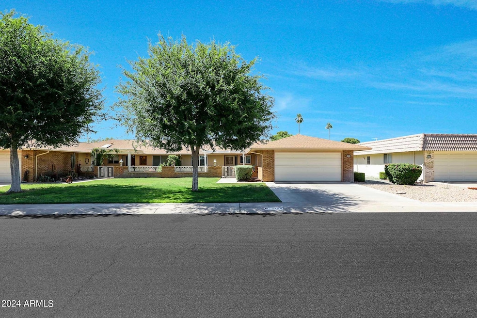 10250 W Highwood Ln, Sun City, AZ 85373 - photo 1