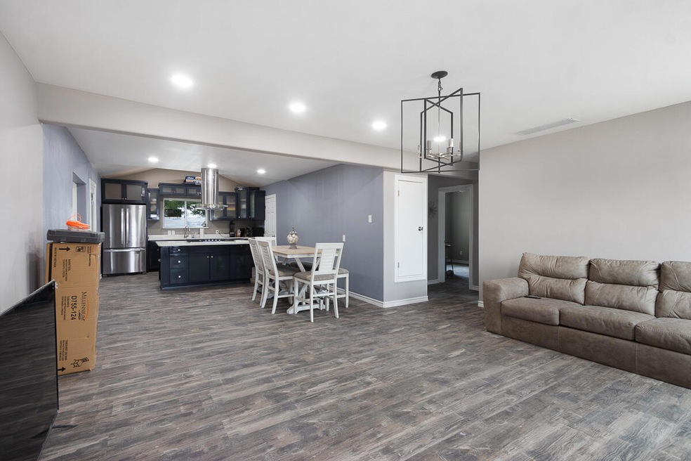 7671 Franklin Dr, El Paso, TX 79915 - photo 1