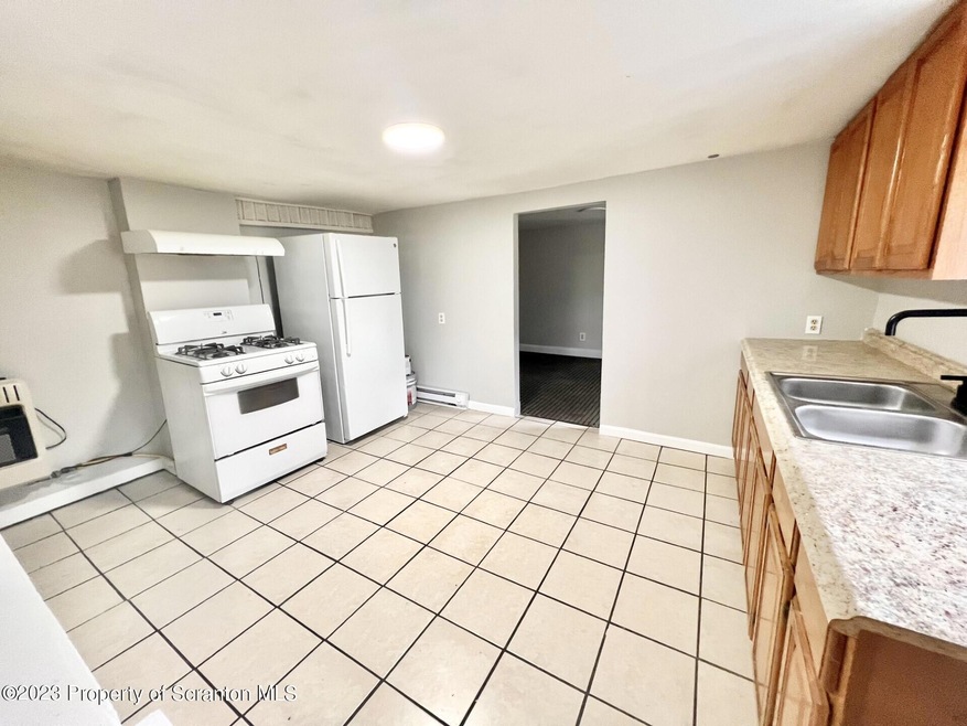 534 Cherry St unit E, Scranton, PA 18505 - photo 1