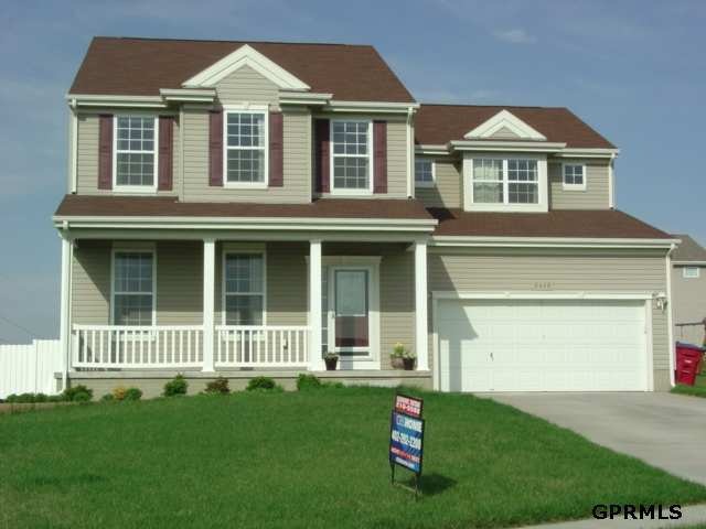 2418 S Mineral Dr, Papillion, NE 68046 - photo 1