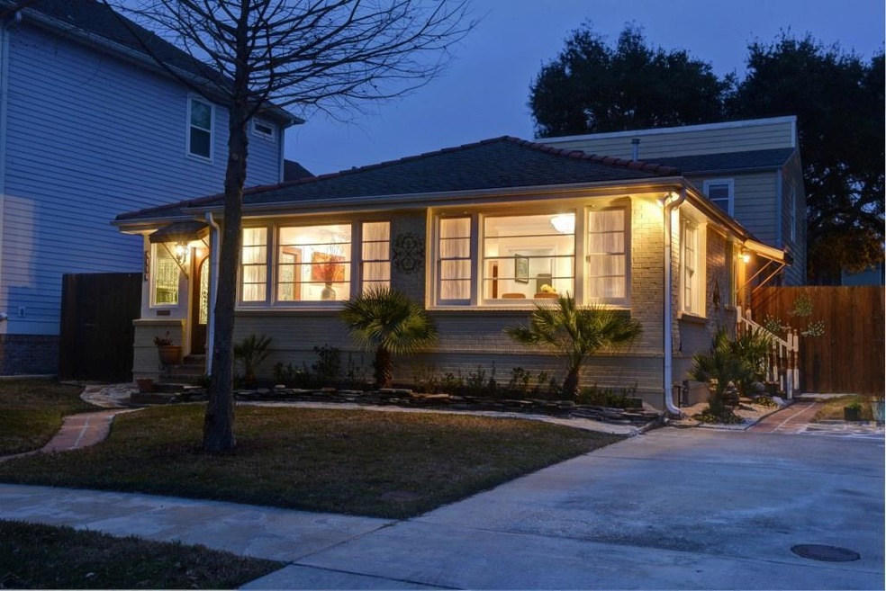 Front Beveled Door entrance + Beveled glass Kitche