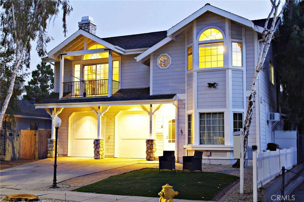 22056 Viscanio Rd, Woodland Hills, CA 91364 - photo 1