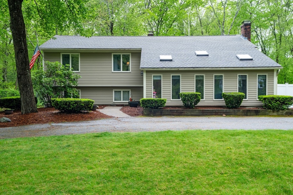 721 Moore St, Ludlow, MA 01056 - photo 1