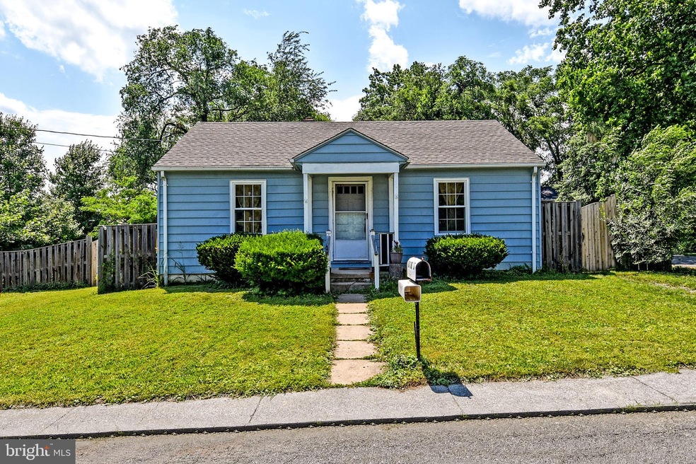 101 N 18th St, Purcellville, VA 20132 - photo 1