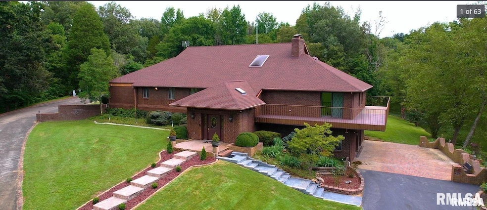 For Sale $575,000 • Co-Listing Agent