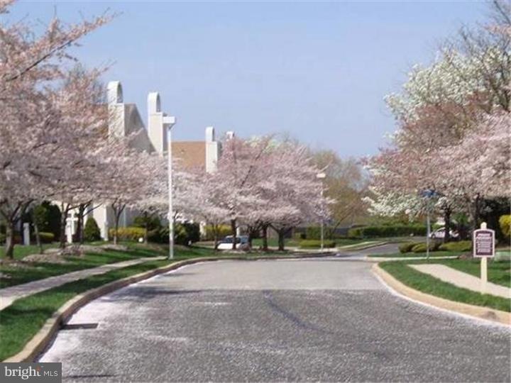 1904 Naomis Ct, North Wales, PA 19454 - photo 1