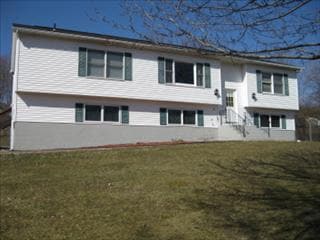 11 Mollys Way, Poughkeepsie, NY 12601 - photo 1