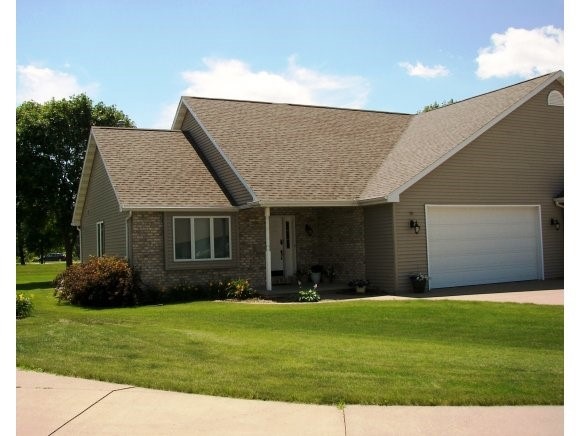 N508 Willow Crest Ct, Appleton, WI 54915 - photo 1