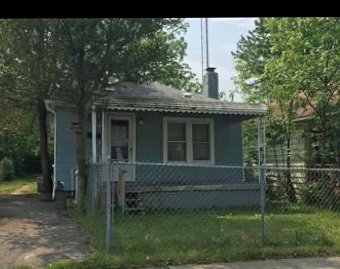 829 Ingleside Ave, Flint, MI 48507 - photo 1