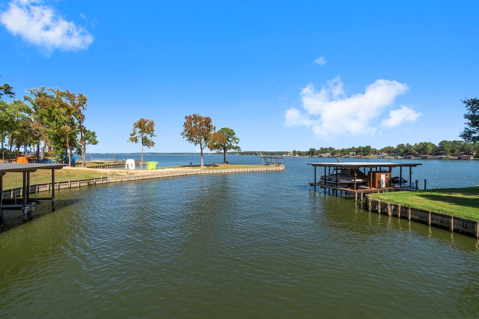 For Sale $2,495,000 • Co-Listing Agent