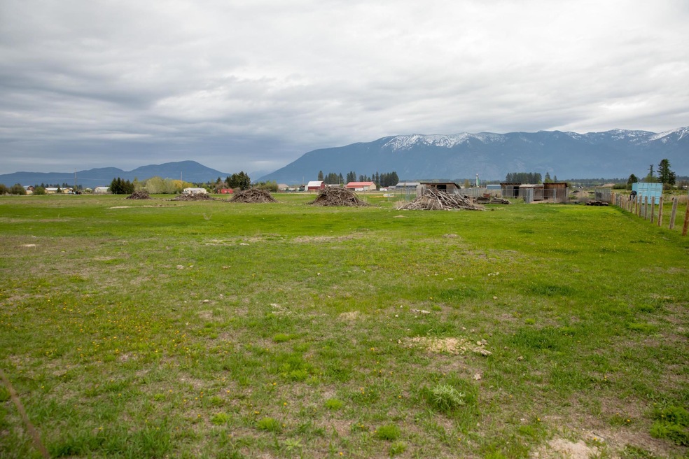 125 Pioneer Rd, Kalispell, MT 59901 - photo 1