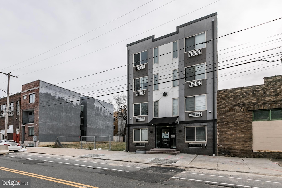 4122 Haverford Ave unit 3, Philadelphia, PA 19104 - photo 1