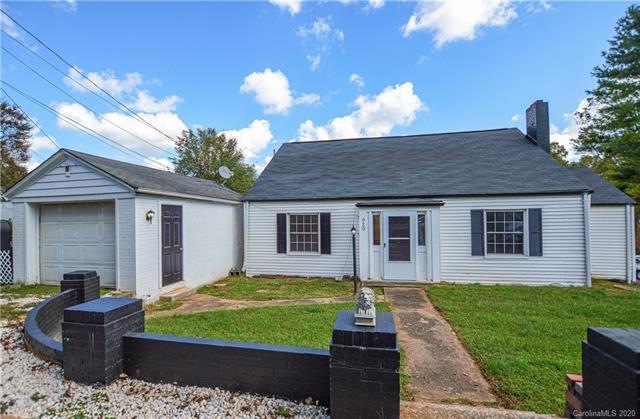 920 Radio Rd unit 1, Statesville, NC 28677 - photo 1