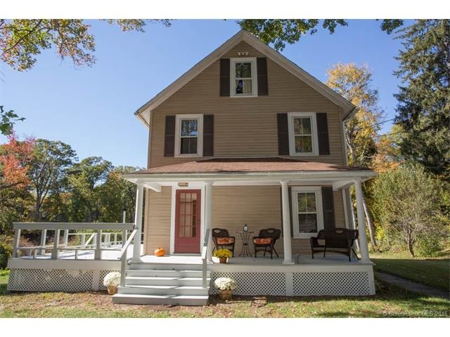 Lovely Colonial Home on Quiet Cul-de-Sac