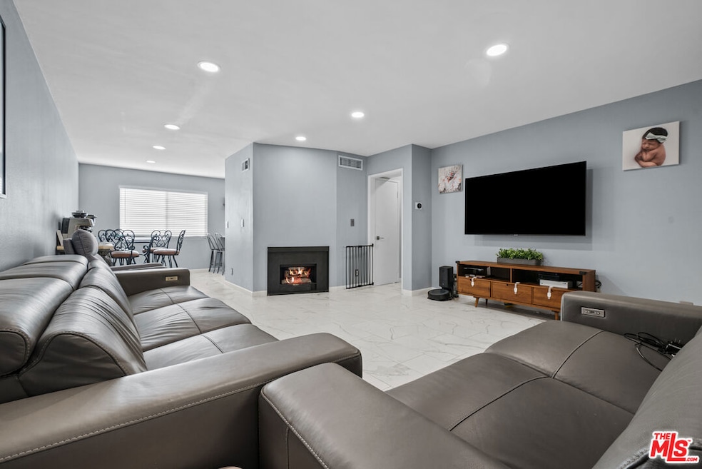 8024 Via Pompeii, Burbank, CA 91504 - photo 1