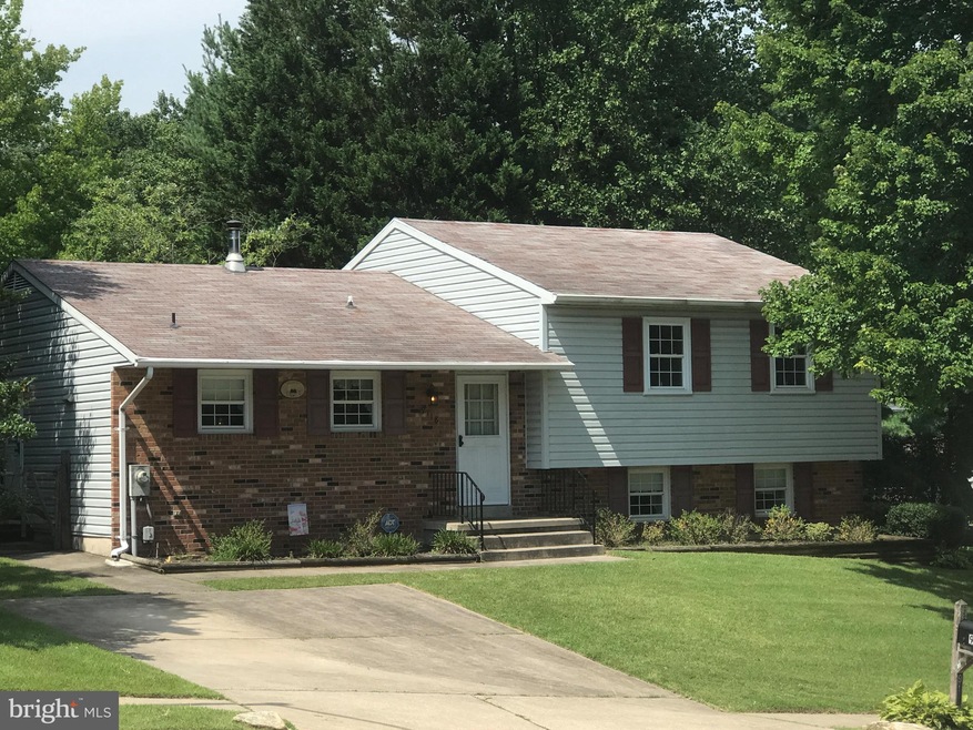 9118 Waltham Woods Rd, Parkville, MD 21234 - photo 1