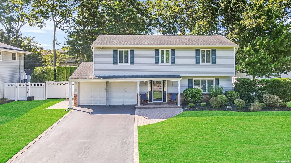 6 Sandra Dr, Hauppauge, NY 11788 - photo 1