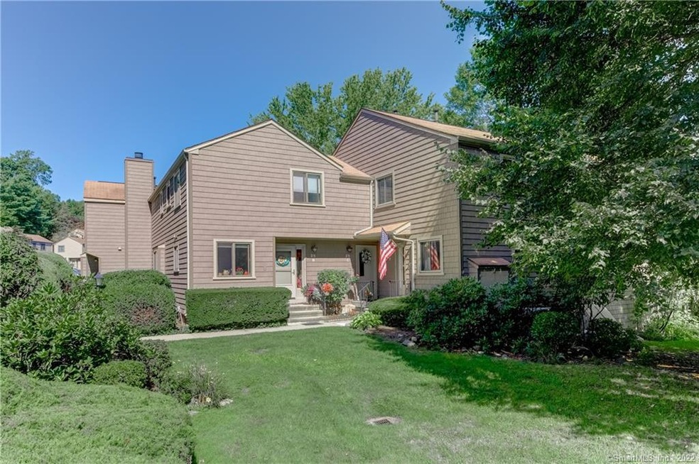 25 Happy Hollow Cir unit D, Stratford, CT 06614 - photo 1