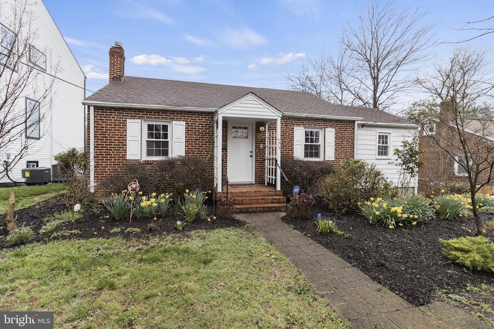 6613 Gude Ave, Takoma Park, MD 20912 - photo 1