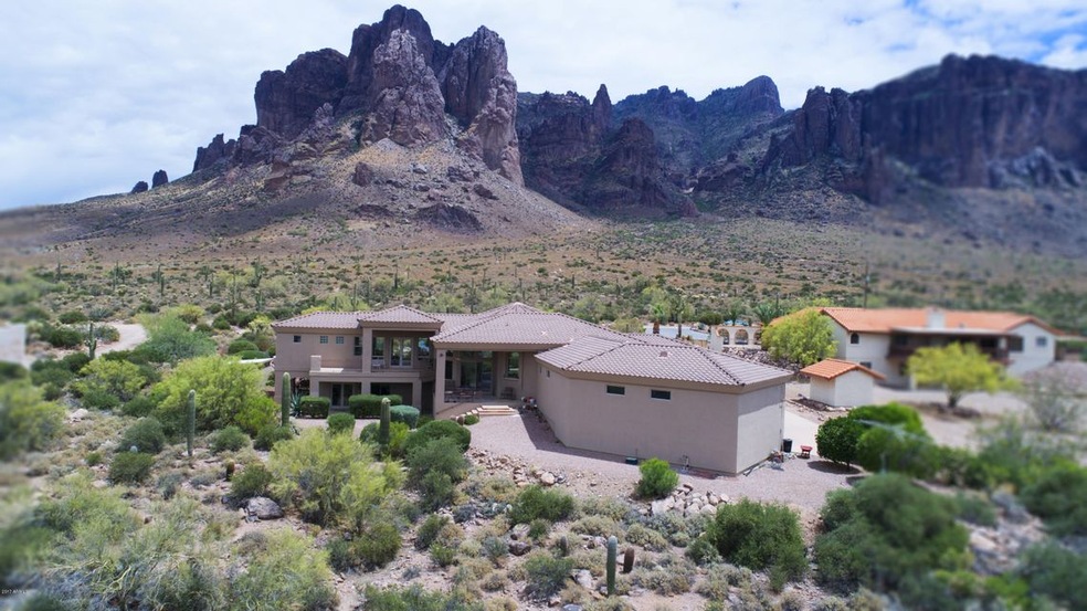 At base of Superstition Mountains!
