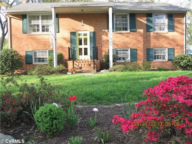 9214 Avalon Dr, Henrico, VA 23229 - photo 1