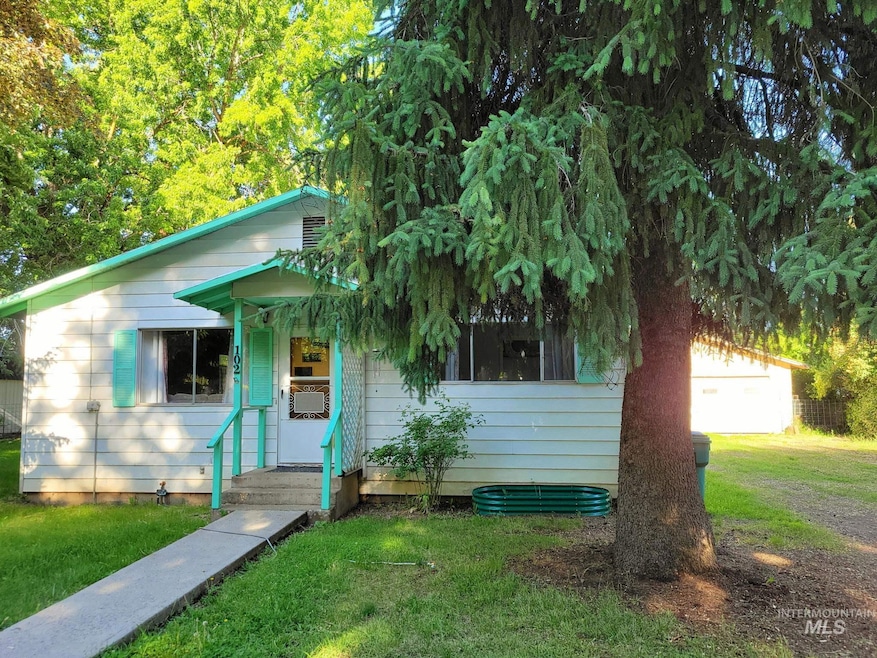 Pending $339,900 • Co-Listing Agent