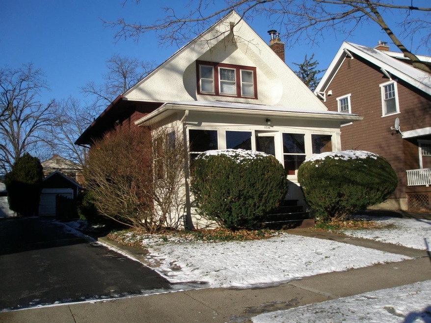 Photo 1