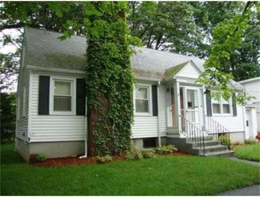 27 Hunthurst Cir, Worcester, MA 01602 - photo 1