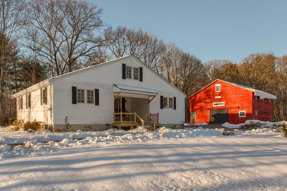 4 Byfield Rd, Groveland, MA 01834 - photo 1