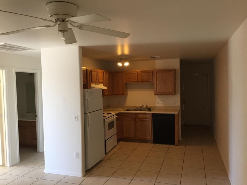 3940 W Montgomery Cir, Eloy, AZ 85131 - photo 1