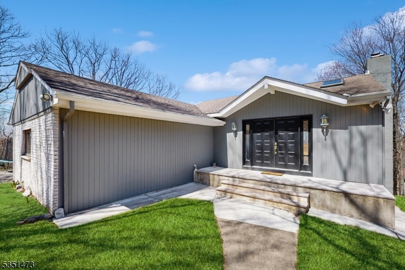 621 Mountain Rd, Kinnelon, NJ 07405 - photo 1