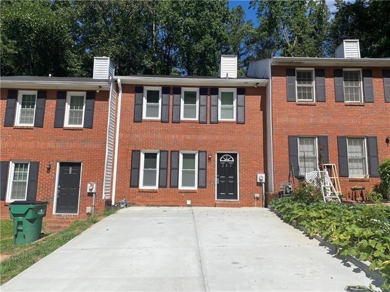 231 Timber Creek Ln SW, Marietta, GA 30060 - photo 1