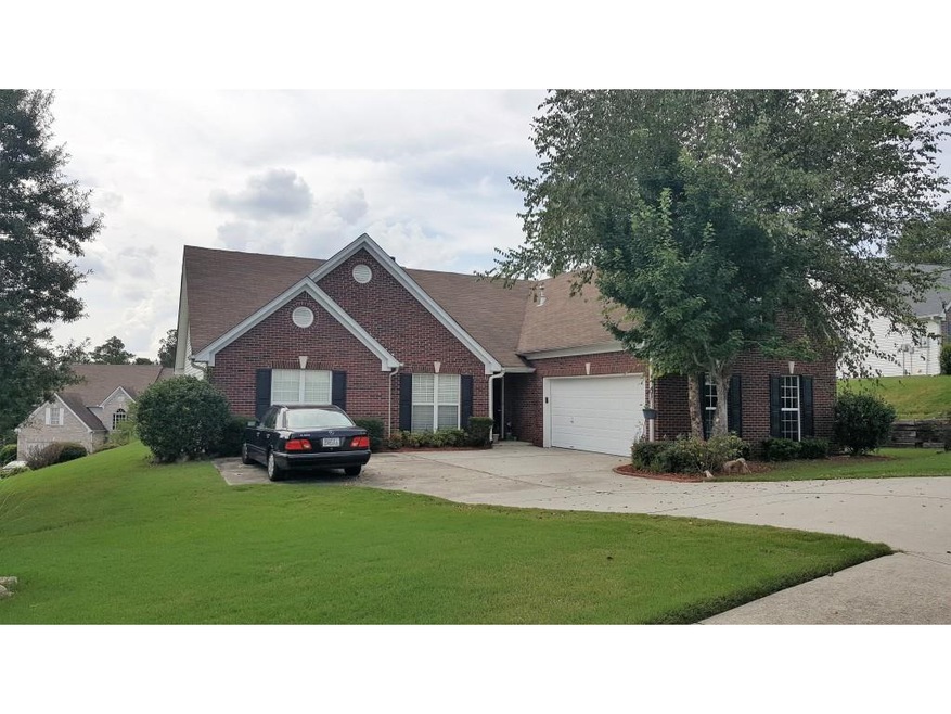 1413 Barrett Bluff Cir unit 1413, Lawrenceville, GA 30045 - photo 1