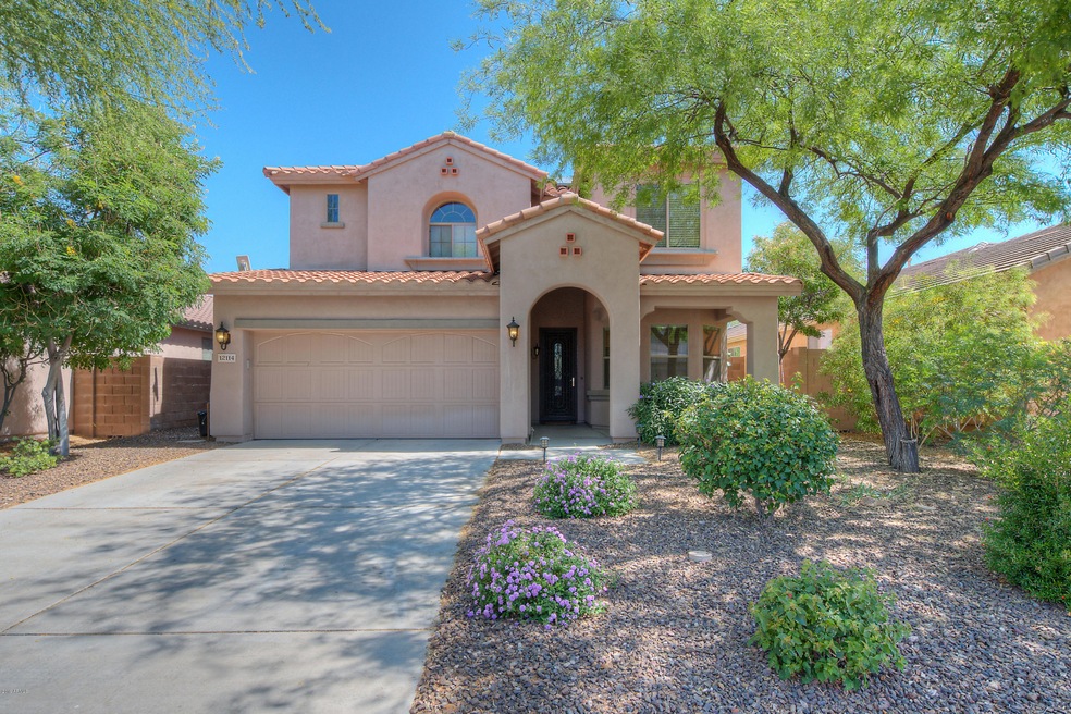 12114 W Do-001-1-Main Exter-MLS_Size