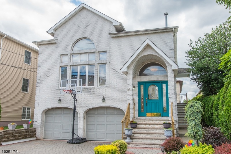 211 Van Buren St, Lyndhurst, NJ 07071 - photo 1