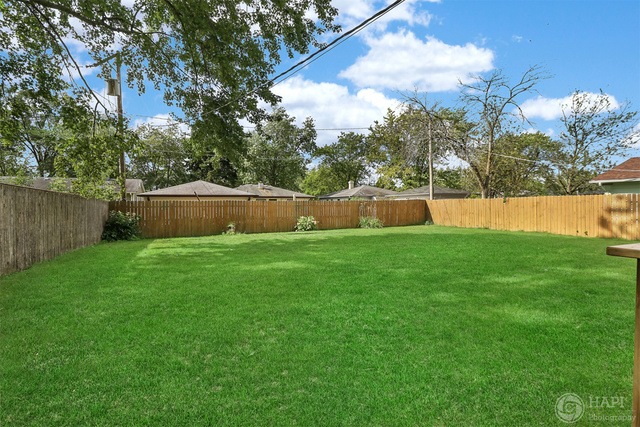 2313 Edgewood Rd, Waukegan, IL 60087 - photo 1